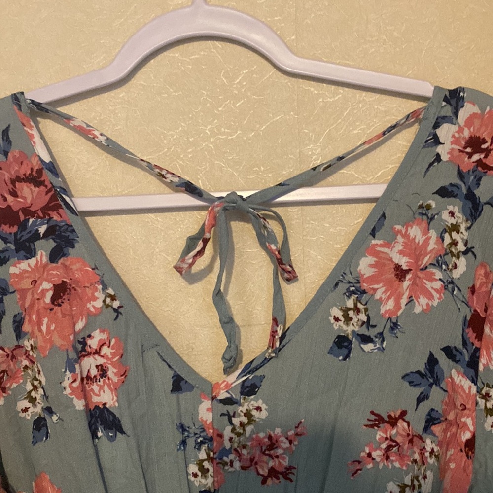 Floral romper - Picture 5 of 7